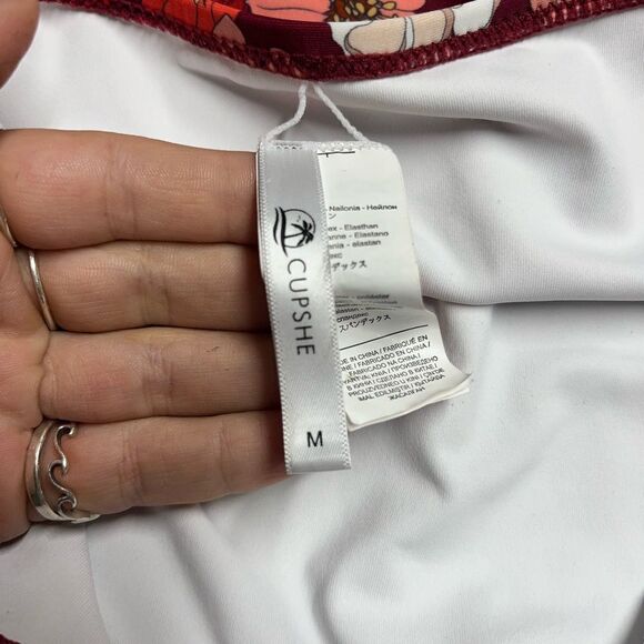 Cup she cut out floral swimsuit - Picture 6 of 7